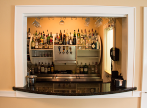 brunos-banquet-bar-close-up